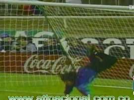 La mossa dello scorpione di Higuita. Dugout
