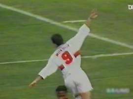 Montella firmò una doppietta contro il Lecce. Dugout