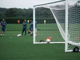 Arsenal put in final preparations ahead of Manchester United. DUGOUT