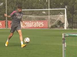 Madrid are training for the Betis match. DUGOUT