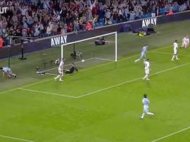 La première saison fantastique d'Aguero à Manchester City. DUGOUT
