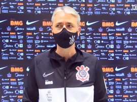 Treinador do Corinthians ressalta desempenho de Éderson. DUGOUT