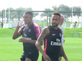 I momenti più divertenti di Neymar Jr in allenamento. Dugout