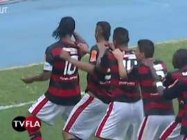 La punizione perfetta di Ronaldinho contro il Boavista. Dugout