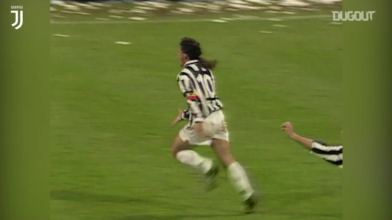 VIDEO: Roberto Baggio's free-kick vs Dortmund - BeSoccer