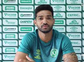 Alan Santos fala de sua sequência na Chapecoense. DUGOUT