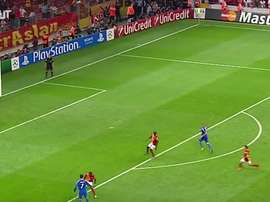 Le superbe but de Cristiano Ronaldo contre Galatasaray. dugout