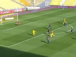 Ludovic Blas great solo goal vs Brest. DUGOUT