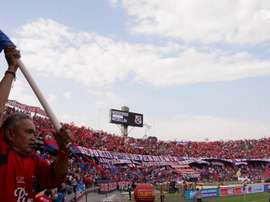 Independiente Medellín tme uma torcida poderosa. DUGOUT