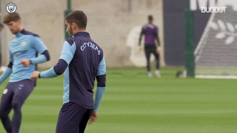 Video Ake And Torres In Manchester City Training Besoccer