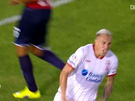 Briasco scored the only goal for Huracan v Independiente. DUGOUT