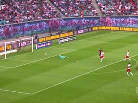 Assistências de Müller para Lewandowski em 2019/20. DUGOUT