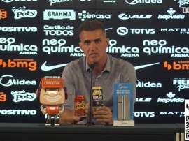 Técnico Vagner Mancini concedeu entrevista após goleada sobre o Fluminense. DUGOUT