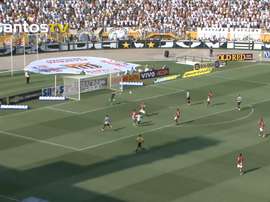 Robinho scored 2 for Santos. DUGOUT