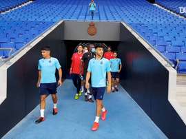 El Espanyol se ejercitó sobre el césped de su estadio. Dugout