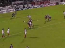 VIDEO: Bernard Lama best moments with Paris Saint-Germain. DUGOUT