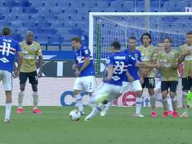 Il calcio di punizione di Gabbiadini. Dugout