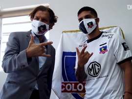 Le premier jour de Jara à Colo-Colo. Dugout