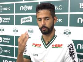 Confira a apresentação de Jonathan no Coritiba. DUGOUT