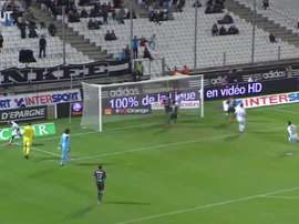 Ayew le hizo un triplete al Ajaccio. DUGOUT