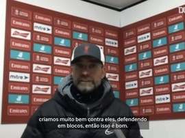 Jürgen Klopp apontou pontos positivos após derrota para o Manchester United. DUGOUT