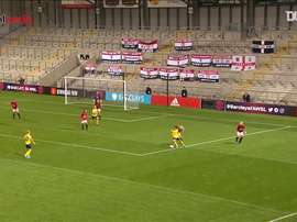 Van de Donk socred the winner. DUGOUT