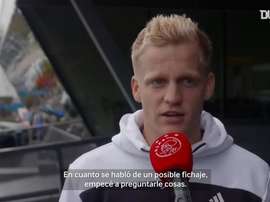 Blind convenció a Van de Beek para que fichara por el United. DUGOUT