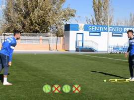 Touch and precision challenge: José Arnaiz vs Róber Ibáñez. DUGOUT