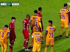 VIDÉO : Le coup franc historique de Gignac avec les Tigres. Dugout