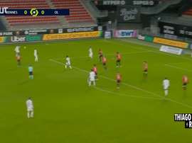 Thiago Mendes se destaca contra o Rennes. DUGOUT