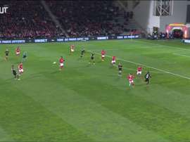 L'OM passa a Nîmes grazie alla tripletta di Benedetto. Dugout