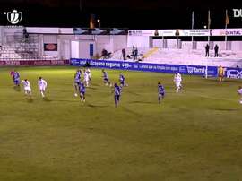 La rete dell'Alcoyano contro il Real. Dugout