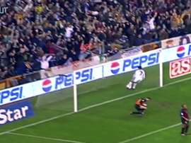 Le coup france surpuissant de Roberto Carlos dans le Clasico. DUGOUT