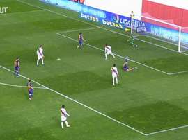 VIDEO: The Best of Cesc Fabregas's Goals at FC Barcelona. DUGOUT