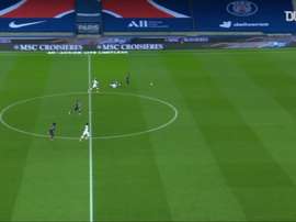 Le premier doublé de Moise Kean avec le PSG en Ligue 1. dugout