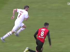 VIDÉO : le but de Menez face à Rennes en 2013. Dugout