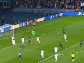 Les 5 plus beaux buts de Dani Alves avec le Paris Saint-Germain. DUGOUT