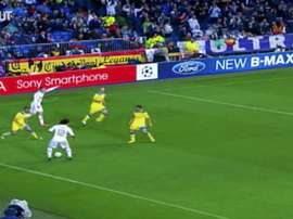 Golaço de Kaká pelo Real Madrid contra o Apoel. DUGOUT