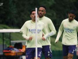 Último treino do Arsenal para duelo contra o Liverpool em Anfield. DUGOUT