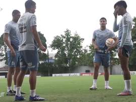 Last training session of Santos before match vs LDU. DUGOUT