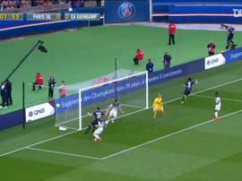 VIDÉO : le triplé d'Edinson Cavani face à Guingamp en 2015. Dugout