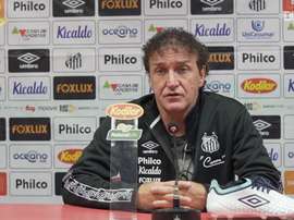 Cuca diz que não pensa em trocar meio-campistas. DUGOUT