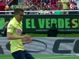 Le but incroyable et la célébration géniale de Paul Aguilar. DUGOUT