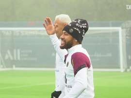 L'allenamento di Neymar al PSG. Dugout