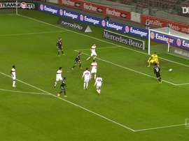 Douglas Costa y su primer gol tras regresar al Bayern. DUGOUT