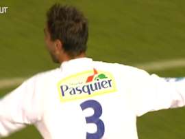 Fabien Barthez foi decisivo em cobranças de pênalti na Copa da França de 2004. DUGOUT