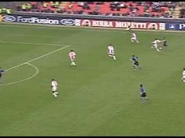 Le premier but de Crespo à San Siro. DUGOUT
