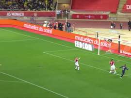 Mbappé faz doblete contra o Mônaco. DUGOUT