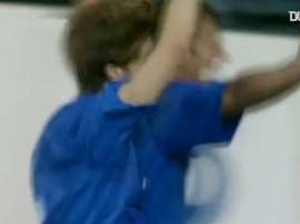 Ally McCoist's greatest Rangers goals. DUGOUT