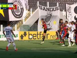 Santos beat Sport Recife 4-2 in a Brasileirao clash. DUGOUT